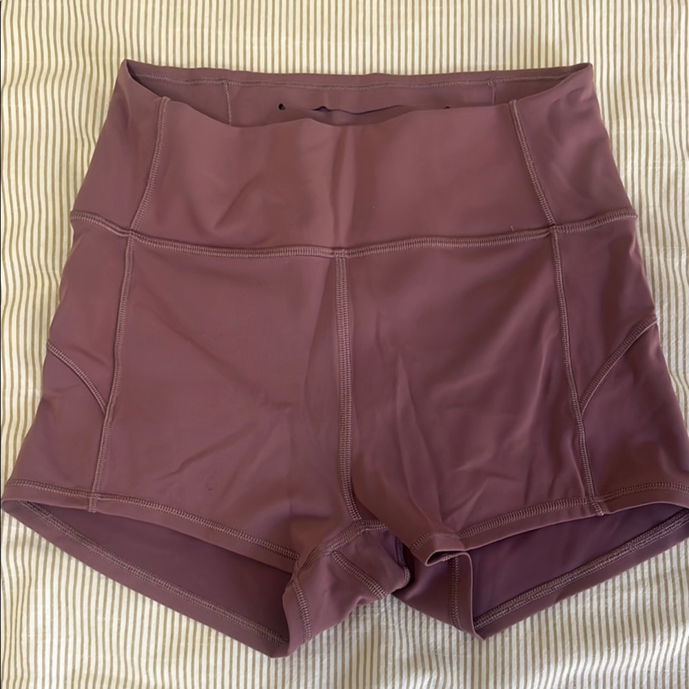Lululemon In Movement Short Everlux 2.5”
